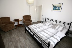 Masterbedroom-